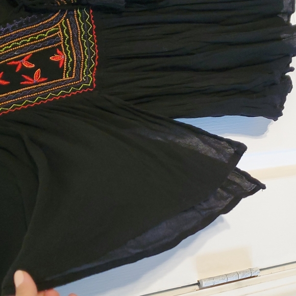 Peasant Gauzy Boho Embroidered Blouse Sz Smal EUC! - Picture 7 of 10